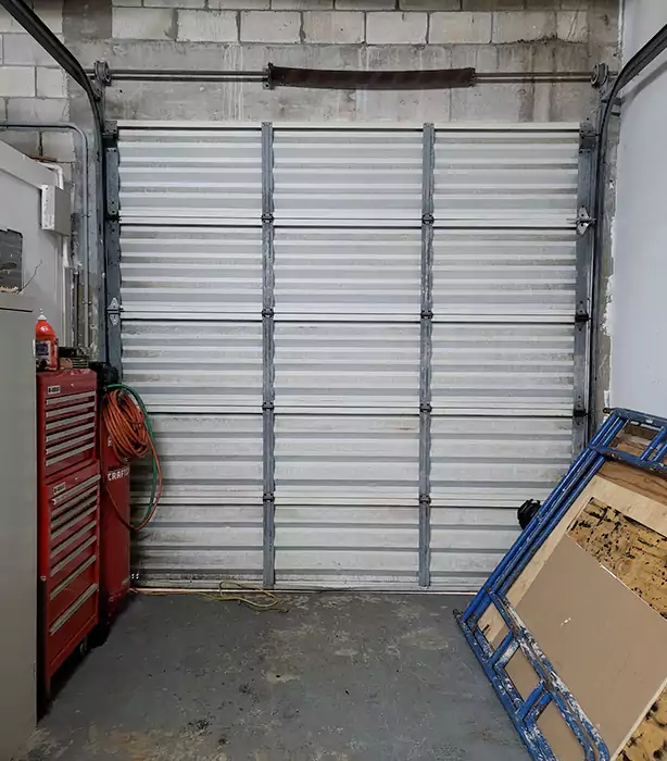 Clear Roll Up Garage Doors Services in Jupiter, FL