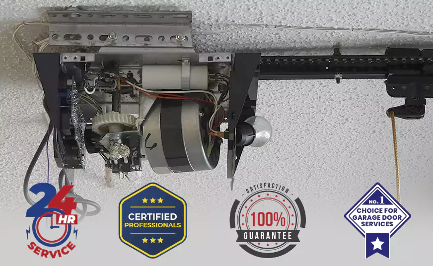 Master Mechanic Garage Door Opener Maintenance & Inspection in Jupiter, FL